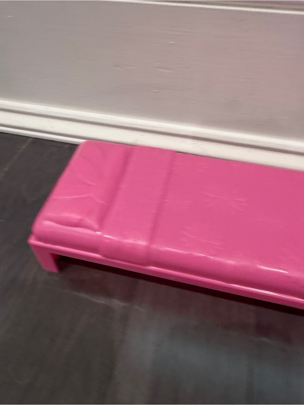 NWOT Barbie Dreamhouse Plastic Pink Bed for Dolls Pretend Play Girls - Picture 4 of 6